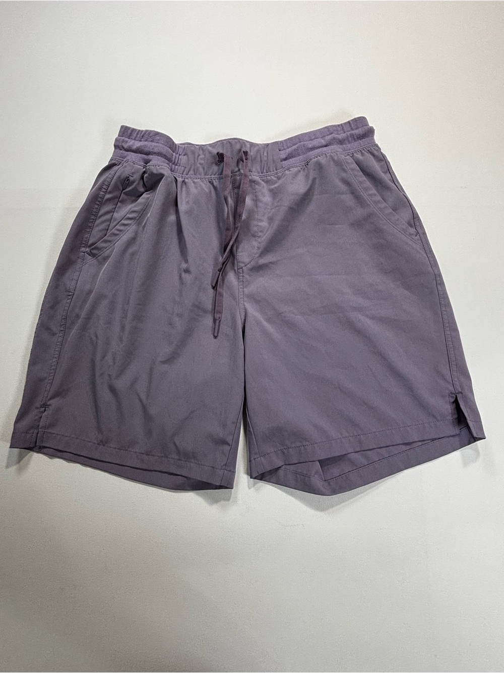 Baleaf Men's Athletic Drawstring Shorts in Lavender Gray